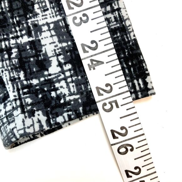 LILLA P Small Grey Black White V-Neck Wrap Ruched Fit & Flare Top - Picture 11 of 11